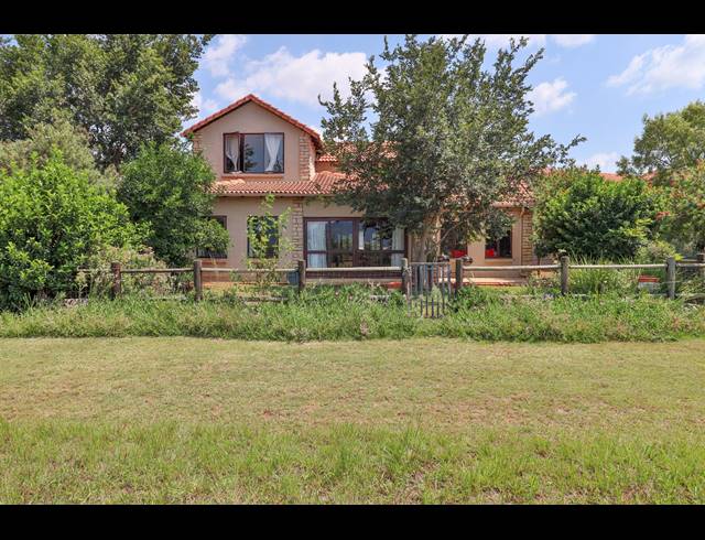 3 BEDROOM TOWNHOUSE SOLD IN THE COVES